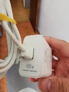 Huawei super brzi punjac 66W