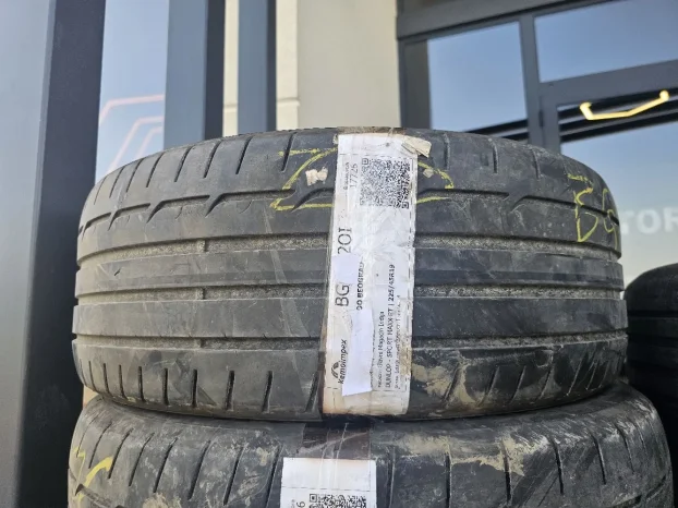 polovne letnje 225/45 r 19 dunlop 4kom