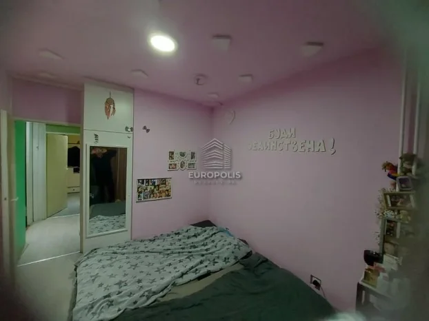 Bulevar Arsenija Čarnojevića, Blok 22, 3.0 trosoban, 75 m²