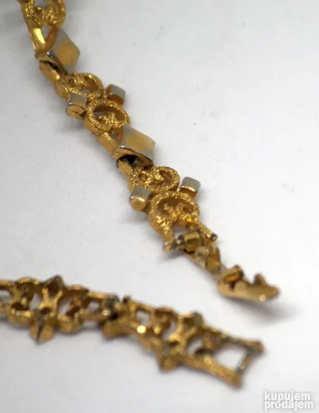 Vintage Avon nakit Goldtone Textured Scroll Work