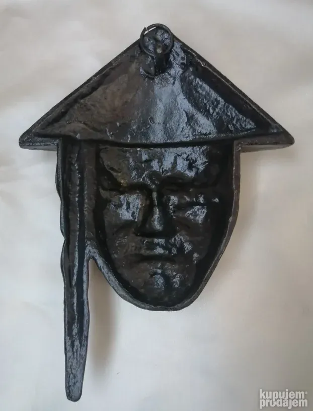 KINEZ Vintage stara zidna figura ukras