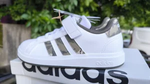 ADIDAS decije patike br 31 1/2