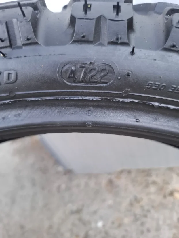 120 70 19 mitas e07+ kao novo