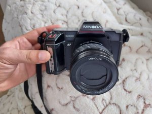Minolta 5000 sa objektivom