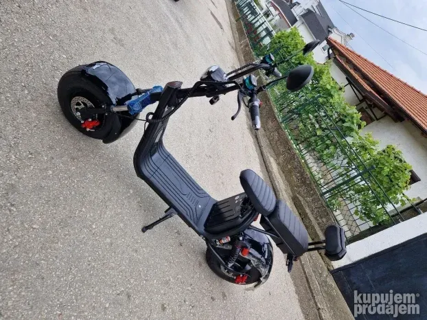 Skuter na baterije