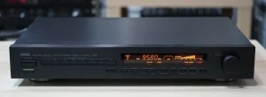 Yamaha TX-550