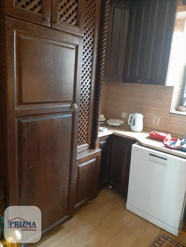 Paraćin, Gloždak, 5+ petosobna, 330 m²