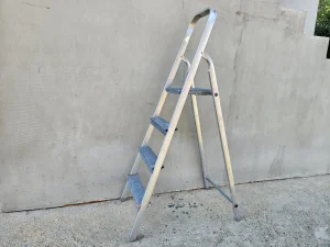 Aluminijumske Alu merdevine 4 stepenika do 150kg ljestve