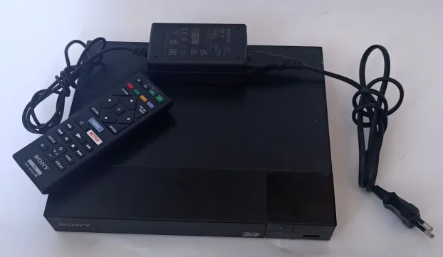 Sony BLU-RAY disk player BDP-S4500