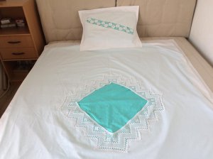 Rusticna etno posteljina iz tri dela