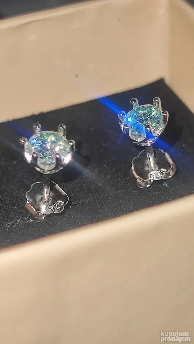 S925 mindjuse Mojsanit Dijamant 0,5CT - 5mm + GRA