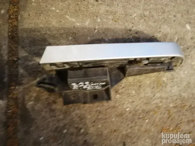 Plastika obrvica iznad zadnjeg branika Bmw e46 compact