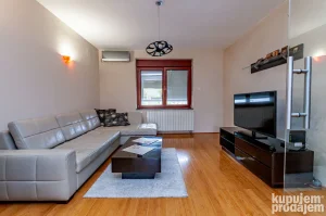 Medijana, 2.5 dvoiposoban, 76 m²