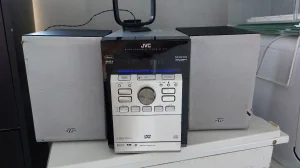 Muzicka linija SISTEM  JVC SP-UXG70