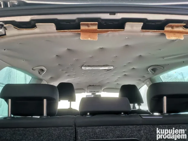 Tapaciranje neba automobila