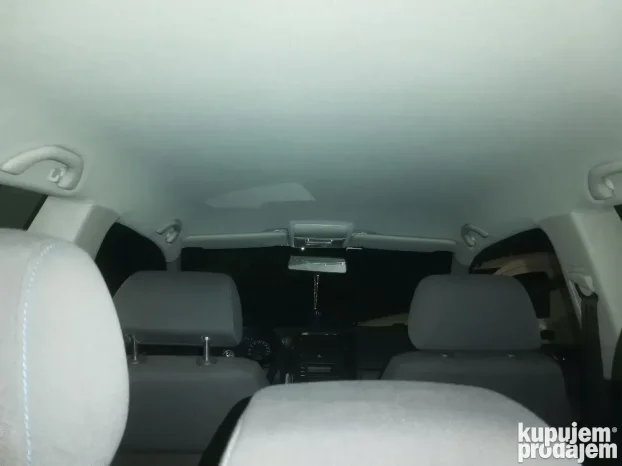 Tapaciranje neba automobila