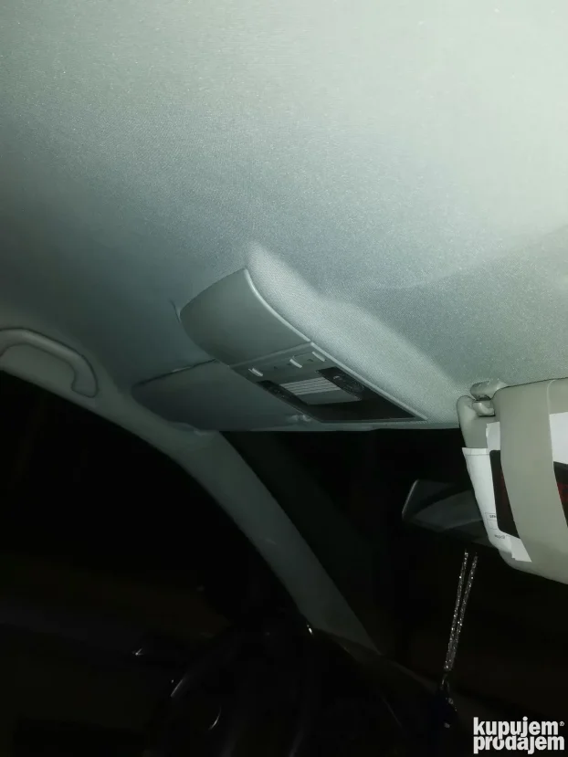 Tapaciranje neba automobila