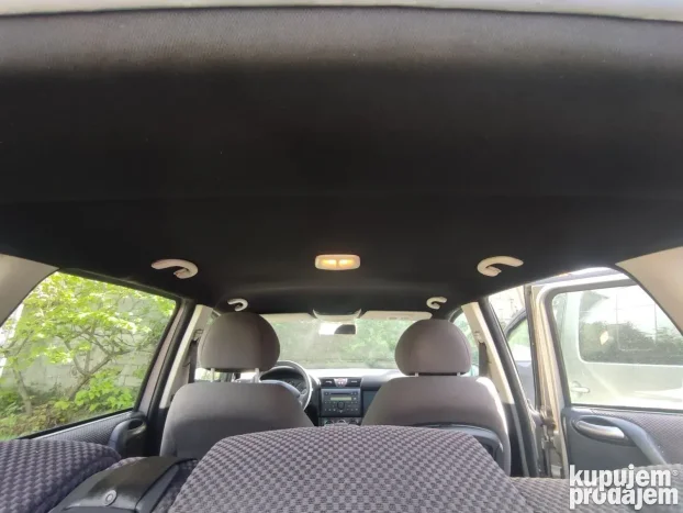 Tapaciranje neba automobila