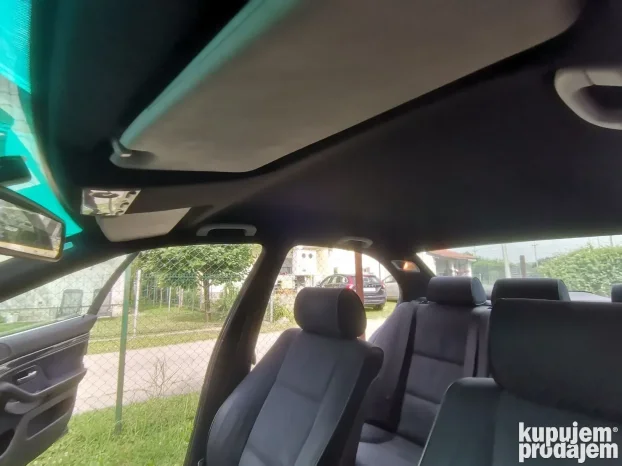 Tapaciranje neba automobila