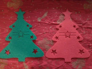 Drzac za pribor novogodisnji