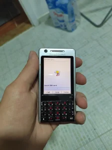 Sony Ericsson P1i (3)