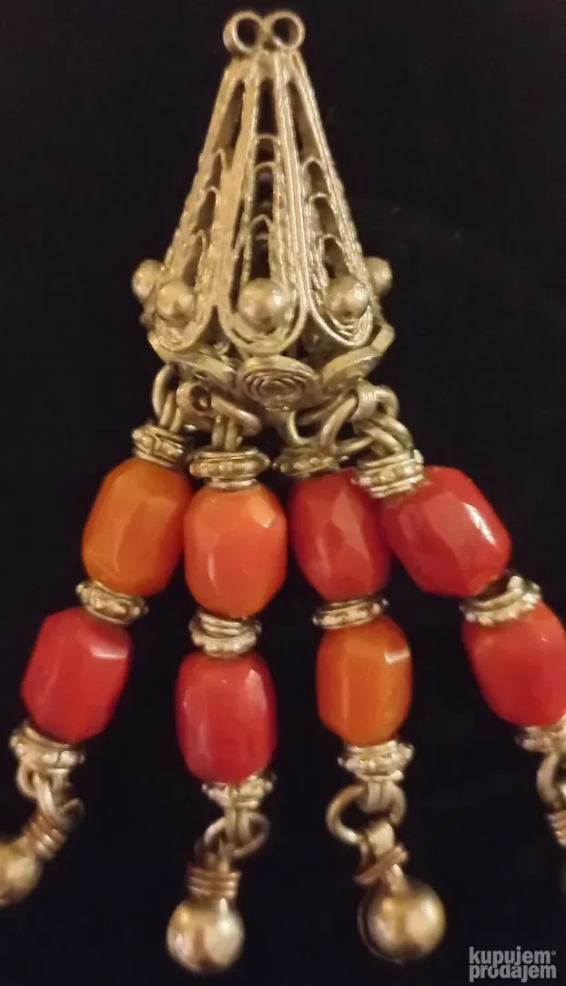 Stara Rusija, Privezak u Filigranu sa Kuvanim Ćilibarom, Ant