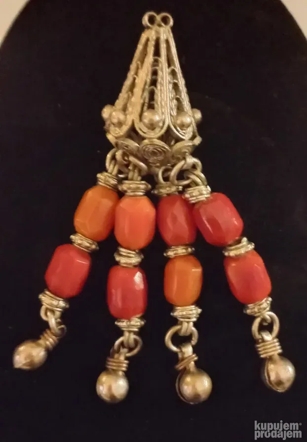 Stara Rusija, Privezak u Filigranu sa Kuvanim Ćilibarom, Ant