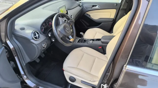 2015 Mercedes B 180 LED/XEN/NAVI