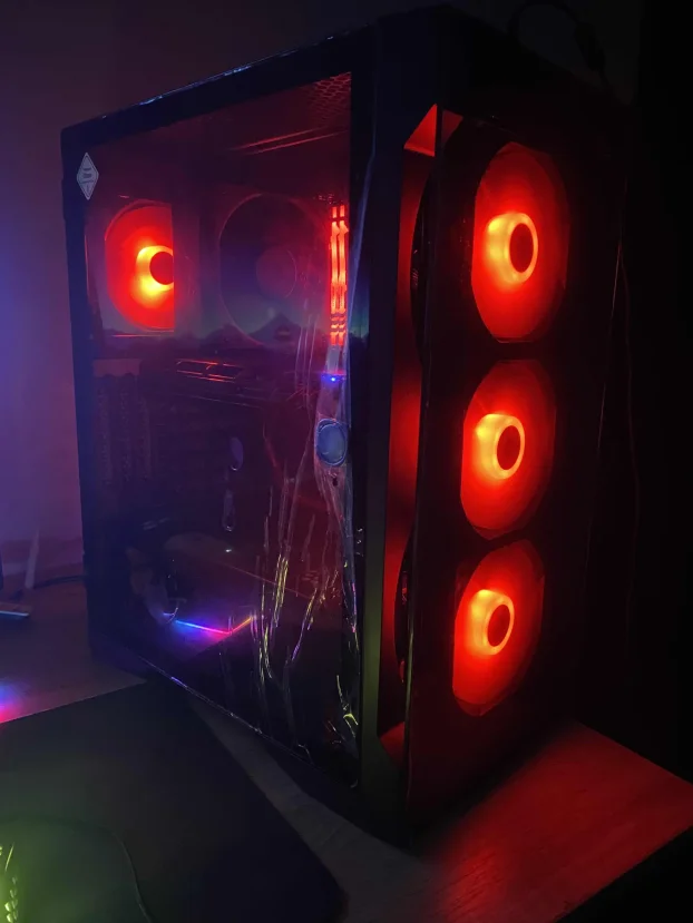 Gaming PC i3 13100F / RX 5700 XT 8GB / 16GB RAM / SSD 500GB