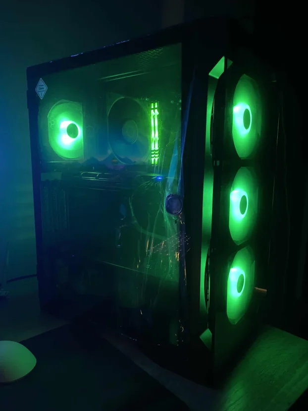 Gaming PC i3 13100F / RX 5700 XT 8GB / 16GB RAM / SSD 500GB
