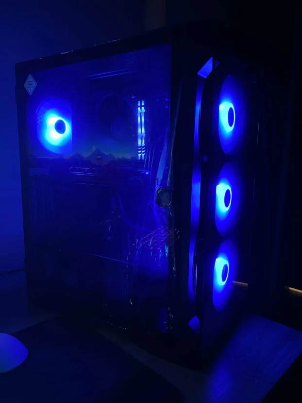 Gaming PC i3 13100F / RX 5700 XT 8GB / 16GB RAM / SSD 500GB
