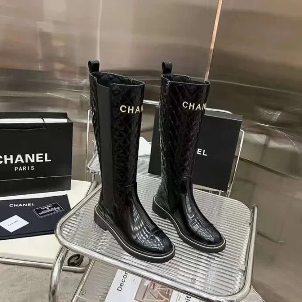 chanel b