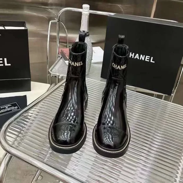 chanel b