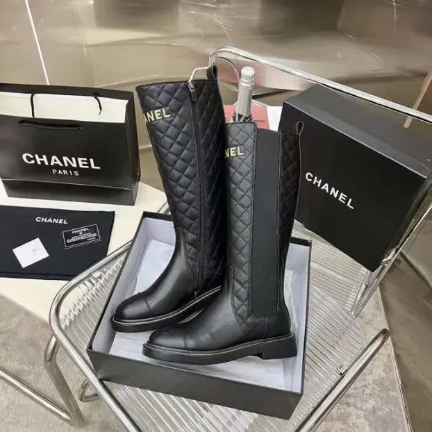 chanel b