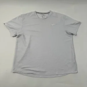 Original NIKE muska sportska trening majica XL bela