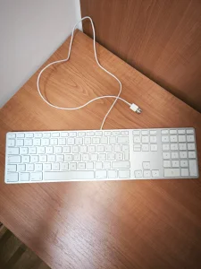 Apple USB Slim  Tastatura A1243
