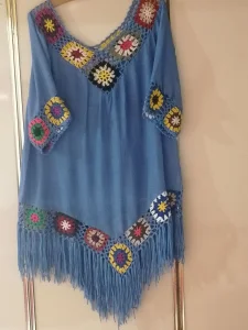 Divna plava etno bluza sa umetcima rucno radjenim i resama