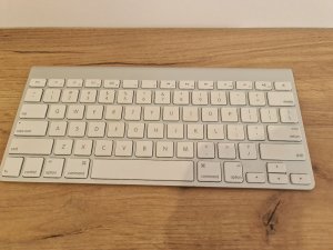 Apple bluetooth WiFi bezicna tastatura A1314 iMac