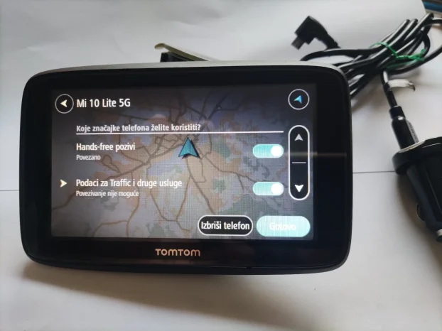 TomTom VIA 53 5 inča komplet besplatno ažuriranje mapa