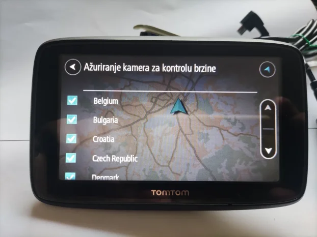 TomTom VIA 53 5 inča komplet besplatno ažuriranje mapa