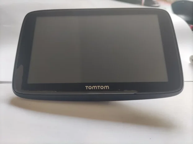 TomTom VIA 53 5 inča komplet besplatno ažuriranje mapa