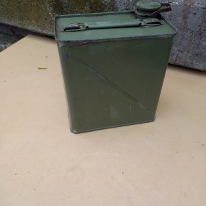 Vojna kantica za ulje