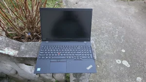Lenovo Thinkpad t590 i5 8350/8gb/256nvme/FHD/Baterija dobra