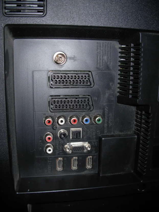 TV Sony KDL-40EX401, neispravan