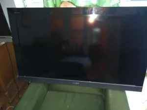 TV Sony KDL-40EX401, neispravan