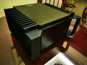 Nakamichi PA-7 vrhunsko pojacalo snage