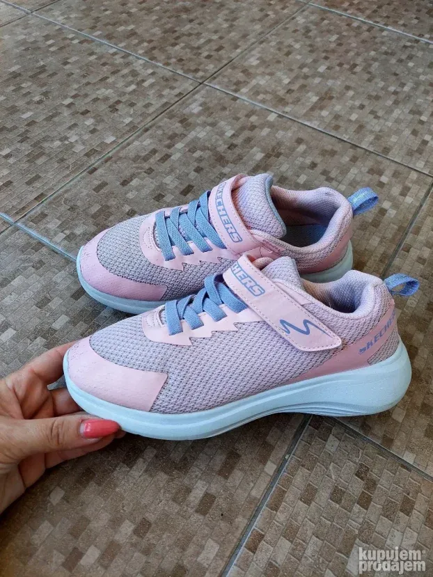 Skechers patike za devojcicu broj 35