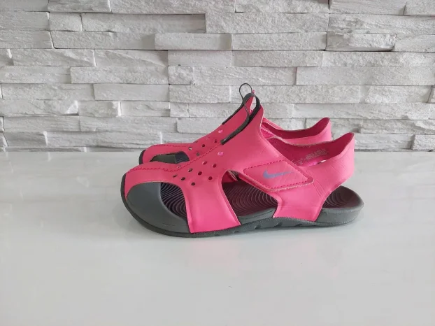 Nike Sunray sandale vel 32