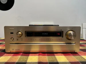 Denon AVP-A1 - TOP stanje - High End -