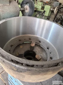 Uslužna mašinska obrada doboša i diskova